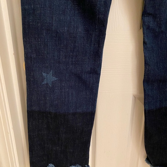 CAbi 3937 Slim Boyfriend Jeans Star Print Celebrity Wash Raw Hem - Picture 8 of 15